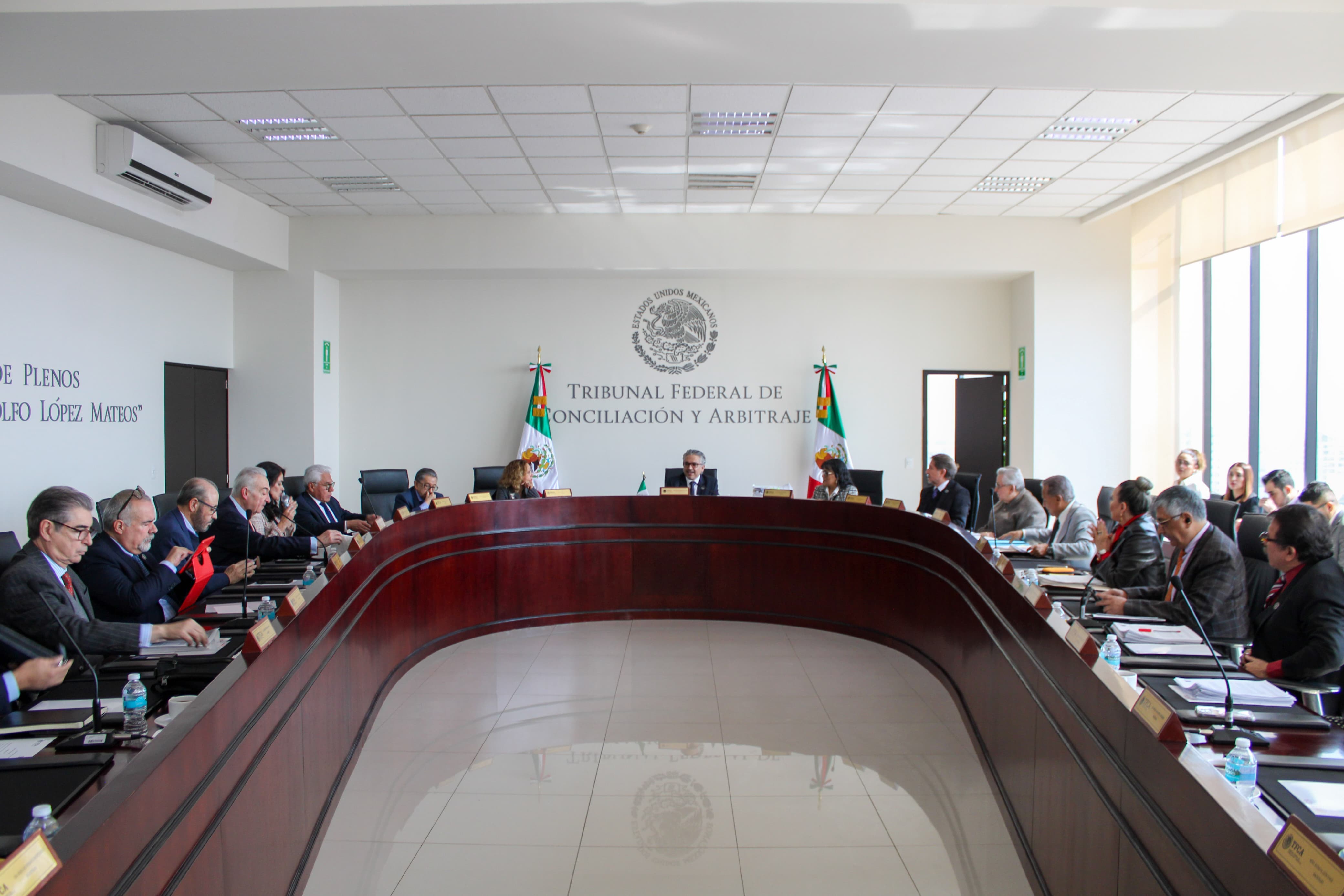 Pleno del Tribunal Federal de Conciliacin y Arbitraje